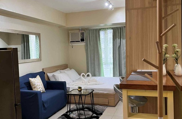 Avida Riala Tower , Pool , Modern studio condo