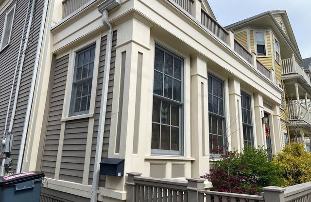Award-winning Queen size bedroom suite near Harvard, MIT at Central SQ Cambridge