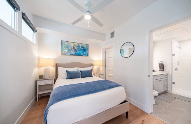 Awesome Amenities! Pool/HotTub/Gym/Bowling + More!