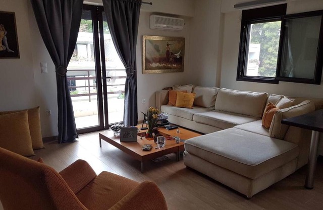 Awesome apartment 2 min. from Zoumperi beach!
