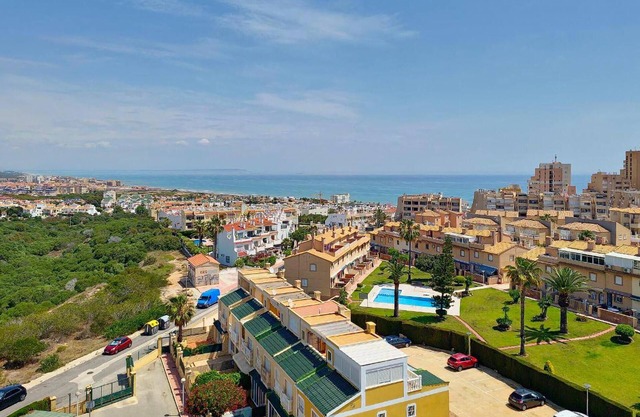 Awesome apartment in Torrevieja
