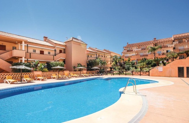 Awesome Apartment In Mijas Costa With 2 Bedrooms, Outdoor Swimming Pool And Wifi