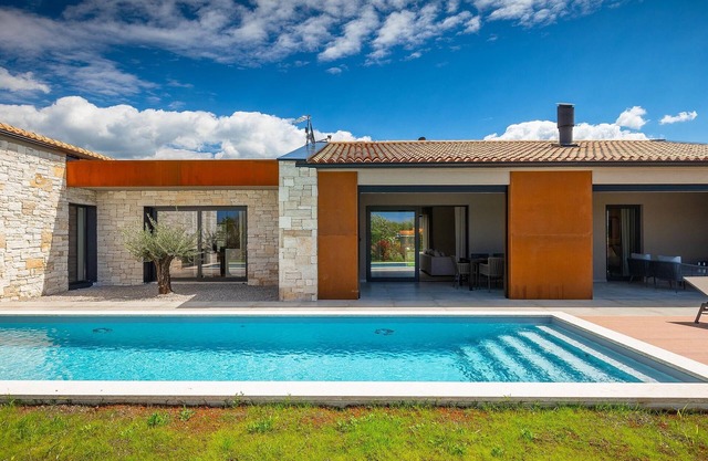 Awesome home in Bale-Rovinj