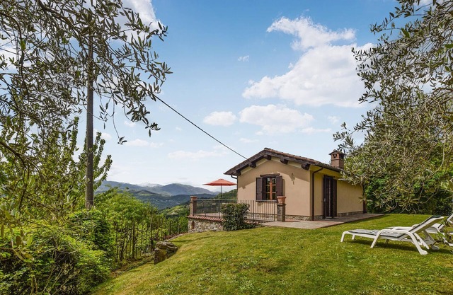 Awesome home in Barga