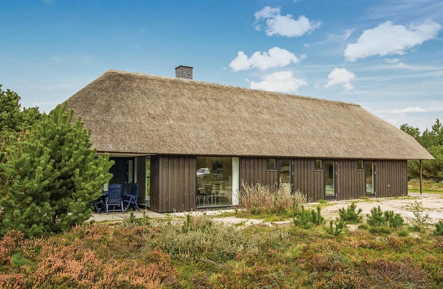 Awesome home in Blåvand with sauna