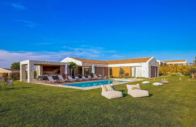 Awesome home in Brtonigla with sauna