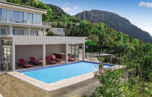 Awesome Home In Kotor