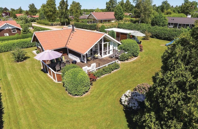 Awesome home in Sydals with sauna
