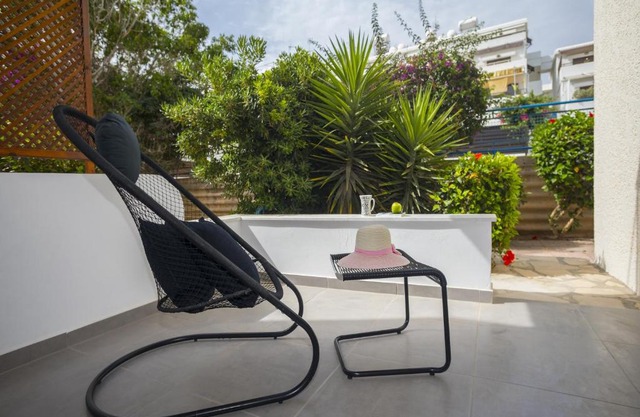 Ayios Elias Alice Suite