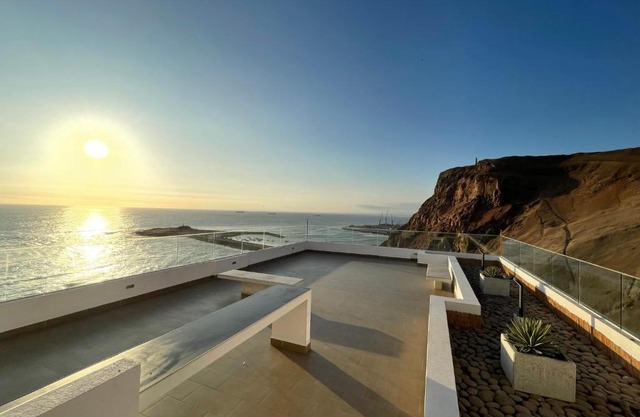 Ayllu frente al mar