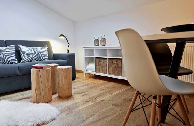 Boutique Apartment # 5 - Moving Mountains Boutique Apartments