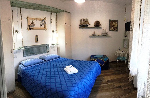 B&B Castello - room with private bathroom