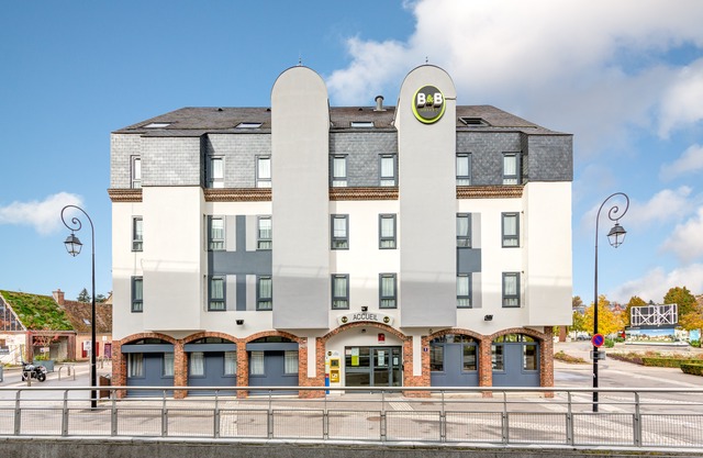 B&B Hôtel Dreux Centre
