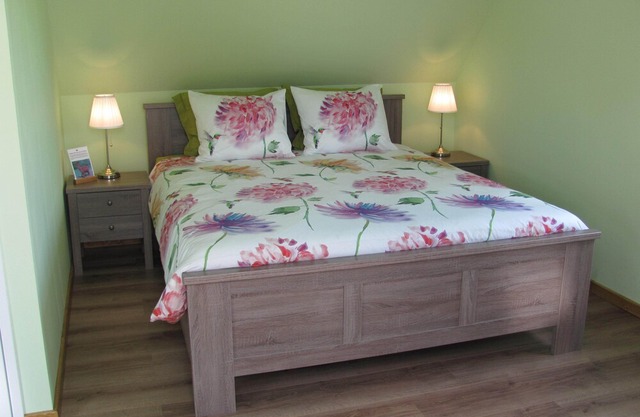 B&B in traditional Dutch farmhouse