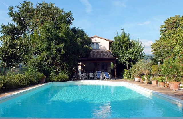 B&B with Pool and view of Assisi