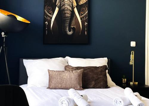 B&k Urban City Suites