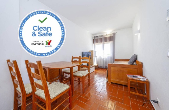 B14 - Heart of Old Town Apartment