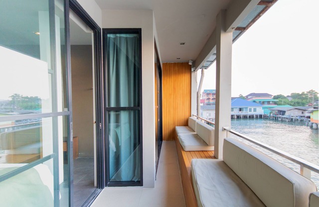 Baan Tah On The Sea