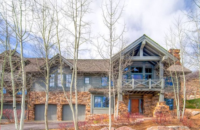 Bachelor Gulch/Beaver Creek Private Home Ski in/Walk Out Ritz Access