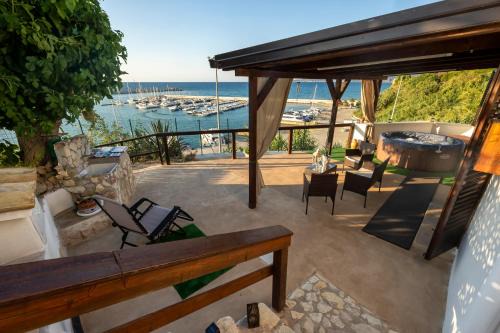 Baia Marina Suite