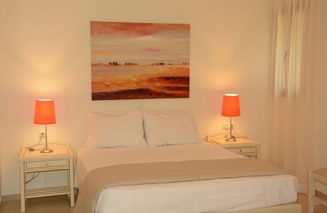 Bali Residence Villa - Private Jacuzzi - 300 m from the beach