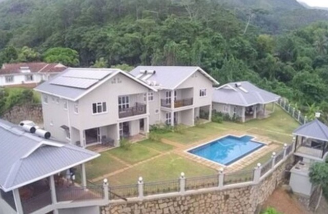 Bambous River Lodge