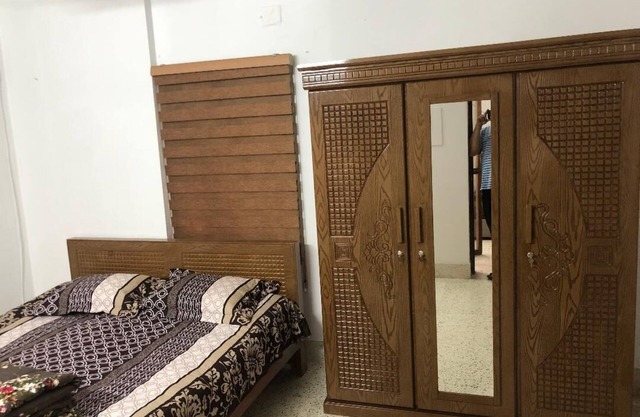 BANANI Fully Private Apt on 4th Floor