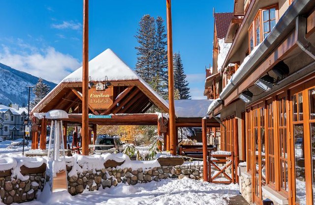 Banff Caribou Lodge and Spa