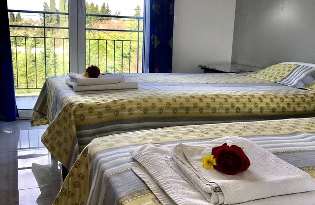 Banos Apartment 2 bed rooms and Swimming Pool near the beach