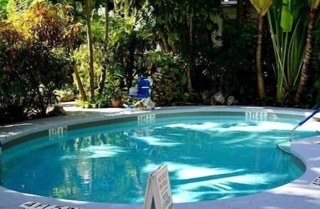 Banyon Resort, Beach, Pool, Hot Tub, In Town