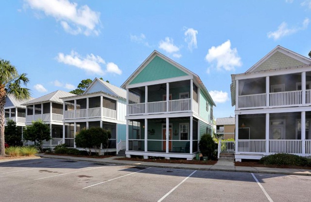 Barefoot Cottage B48 by Pristine Properties