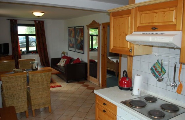 Barlin Apartment, Sleeps 4 with Pool and WiFi