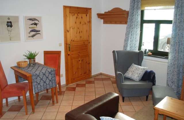 Barlin Apartment, Sleeps 2 with Pool and WiFi