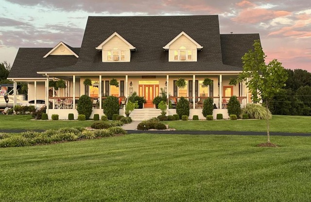 Barren Breeze Bed and Breakfast