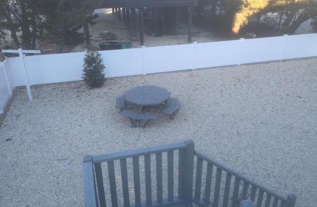 Bay side Duplex (2nd Floor) Surf City 140235
