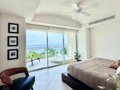 Bay View Grand Marina- 3 bedrooms with jacuzzi-602S