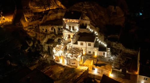 Bayar Cave Suites Special Class