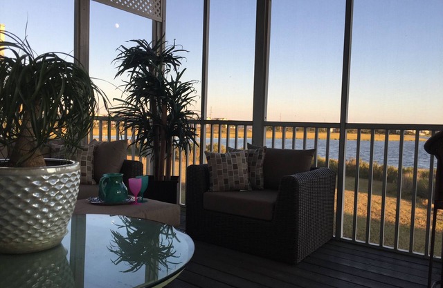 Bayfront location yet 250 steps to ocean. Huge pool; 2 masters; 6 parking spaces