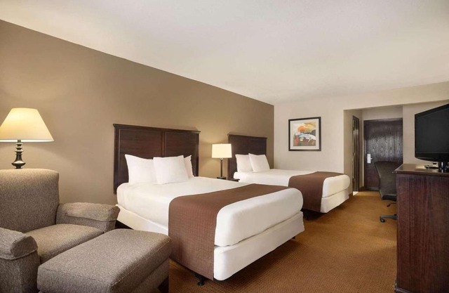 Baymont by Wyndham Kansas City