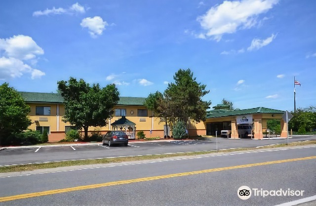 Baymont by Wyndham Latham Albany Airport