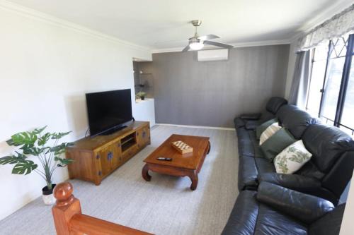 Bayside Bliss 8 Sleeper Family Escape
