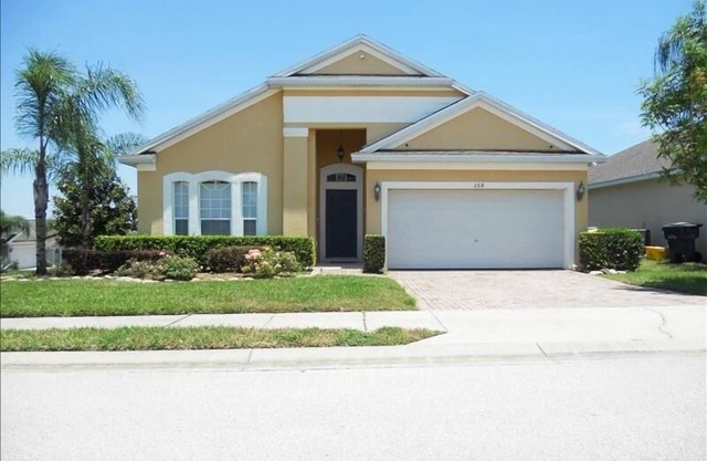Be Charmed by this Beautiful Family Villa!!! Vizcay, Davenport 4BR / 3.5BA