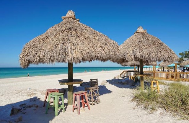 Beach Breeze Hideaway 2 Bedroom Villa