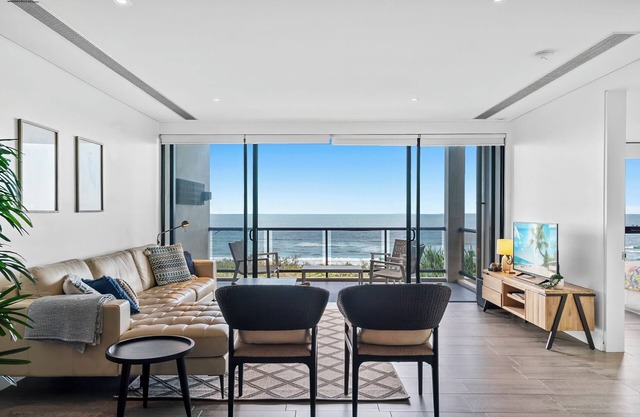 Beach Chalet 7 - Coastal Bliss at Sunrise Beach – A Luxurious Beachfront Escape