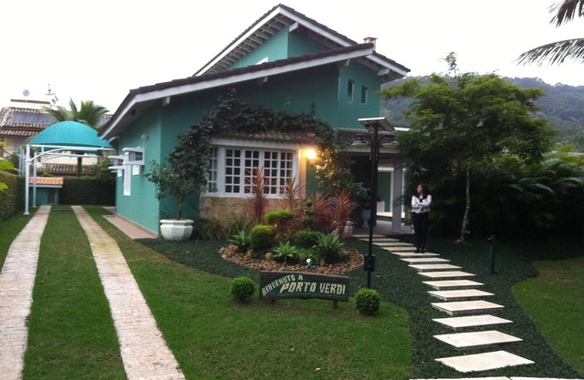 BEACH COTTAGE