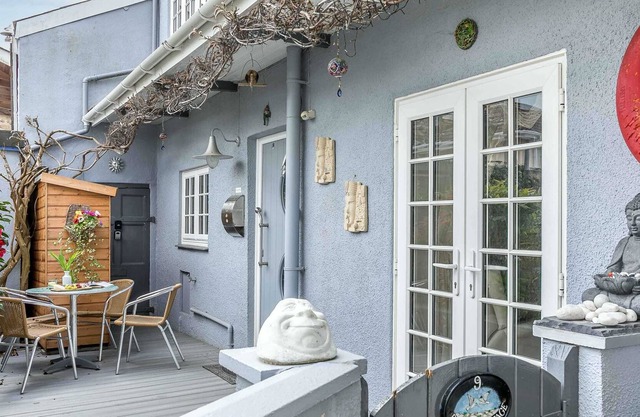 Beach Cottage Totnes 