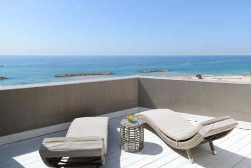 Beach Duplex with 2 Terraces & Sea View by FeelHome