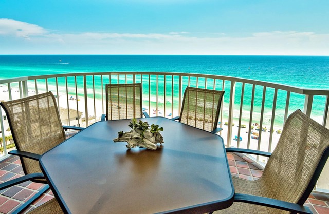 Beach Front Retreat with Unparalleled 14th Floor Views, 3 Balconies, Beach Gear!