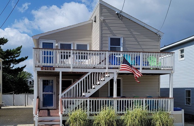 Beach Haven Shore House - family friendly location short walk to beach