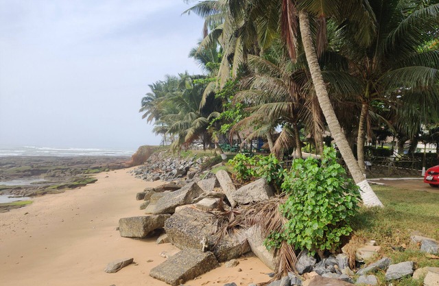 Beach Road Oasis